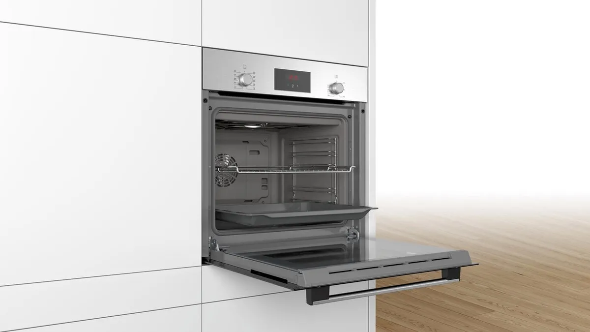 Bosch HBF154BS0 Inbouwoven 66L - Zwart/Roestvrijstaal - afbeelding 6 van 6