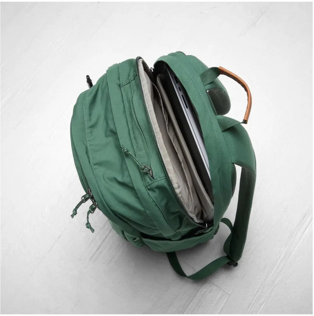 Fjällräven Räven 28 Backpack 28L - 15 inch - Groen - afbeelding 2 van 6