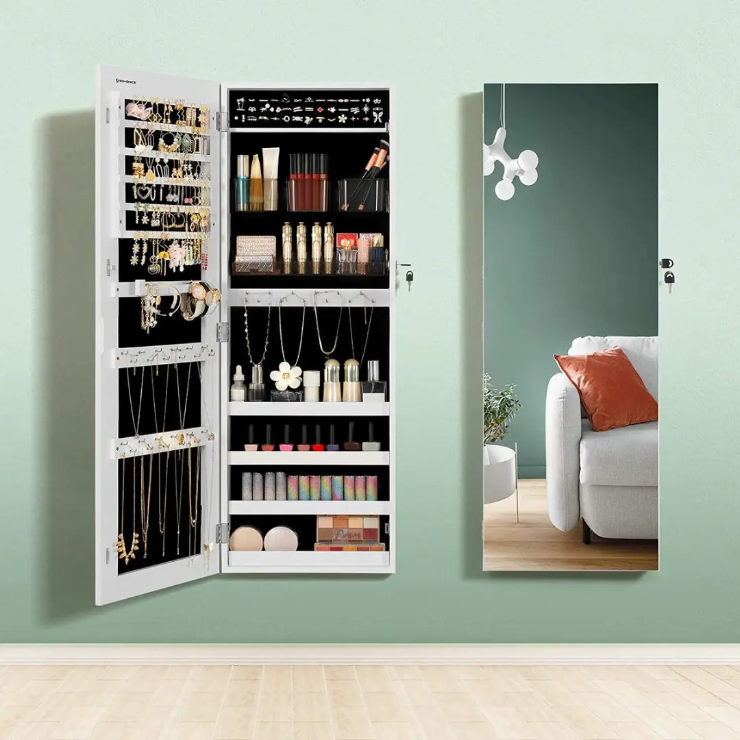 Songmics JJC001W01 Sieradenkast Wandmontage - 2 Organizers - Spiegel - Slot - Wit