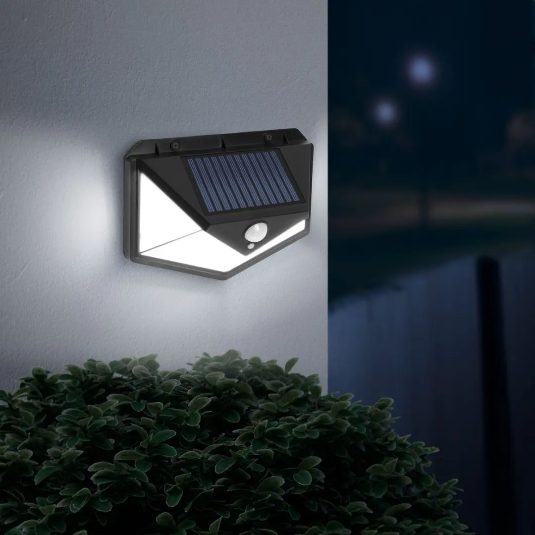 Delight Solar Wandlamp 136 SMD LED 260-280lm