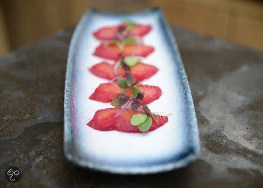 Tokyo Design Studio Tajimi Sushi Schaal