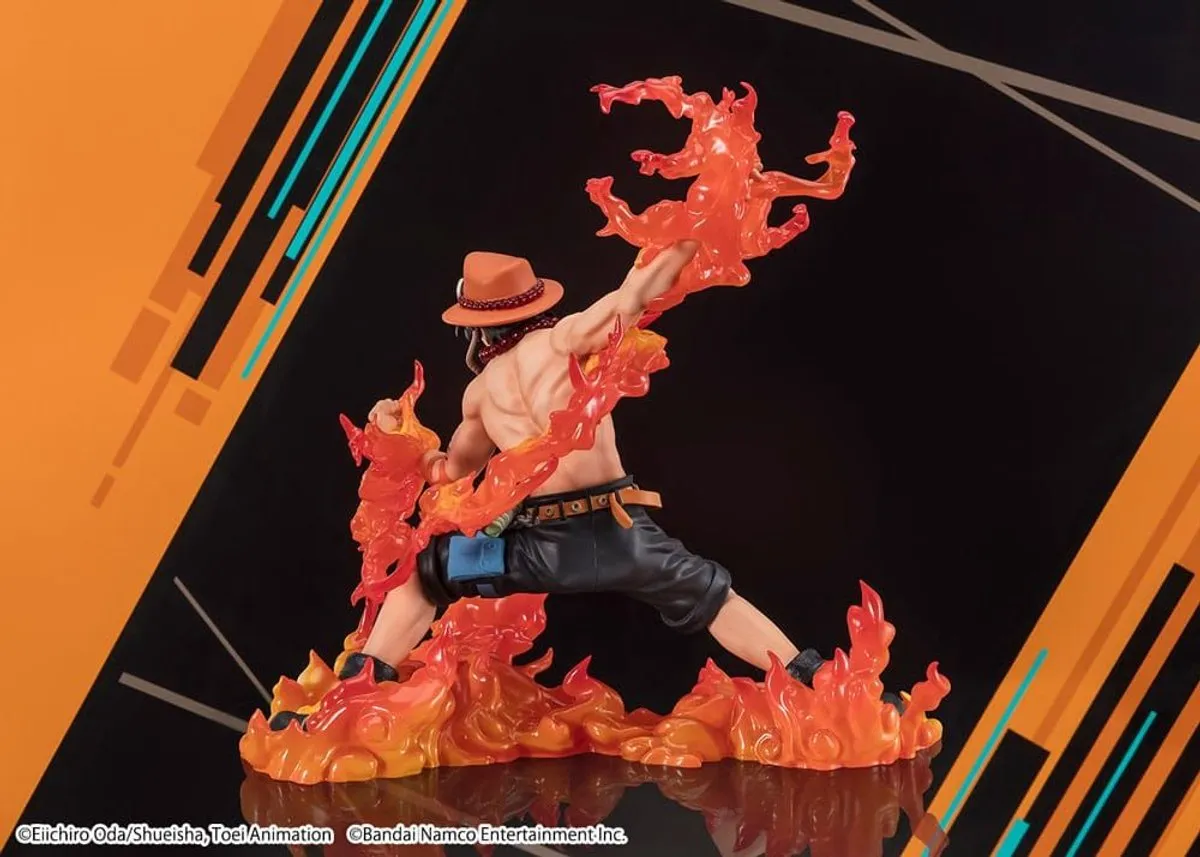 Bandai Namco One Piece FiguartsZERO Portgas D. Ace - Multicolor