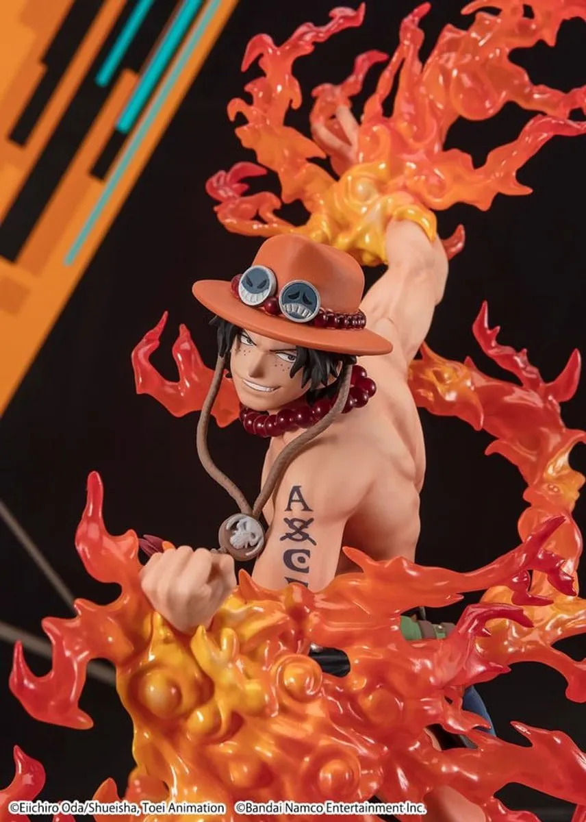 Bandai Namco One Piece FiguartsZERO Portgas D. Ace - Multicolor