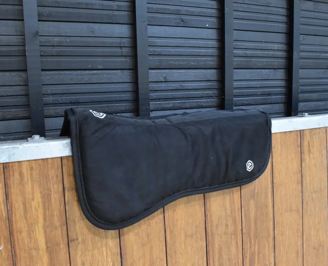 e.volve Equestrian Saddle Memory Foam Pad - Zwart