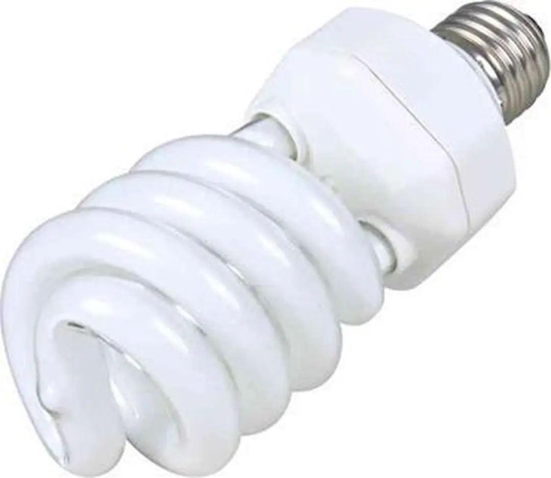 Trixie UV-B Lamp 10.0 Compact 23W - 6x6x15cm