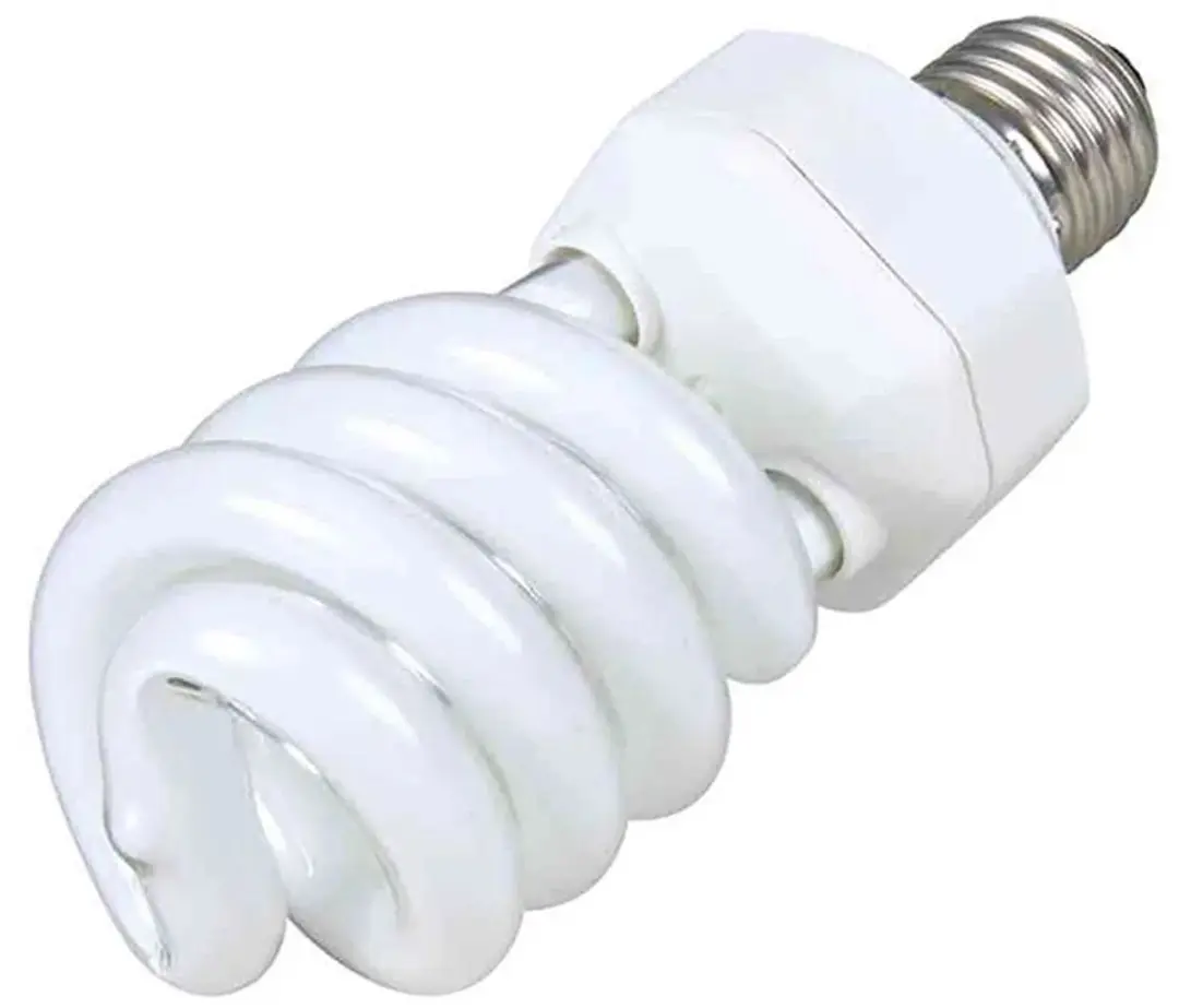 Trixie UV-B Lamp 10.0 Compact 23W - 6x6x15cm