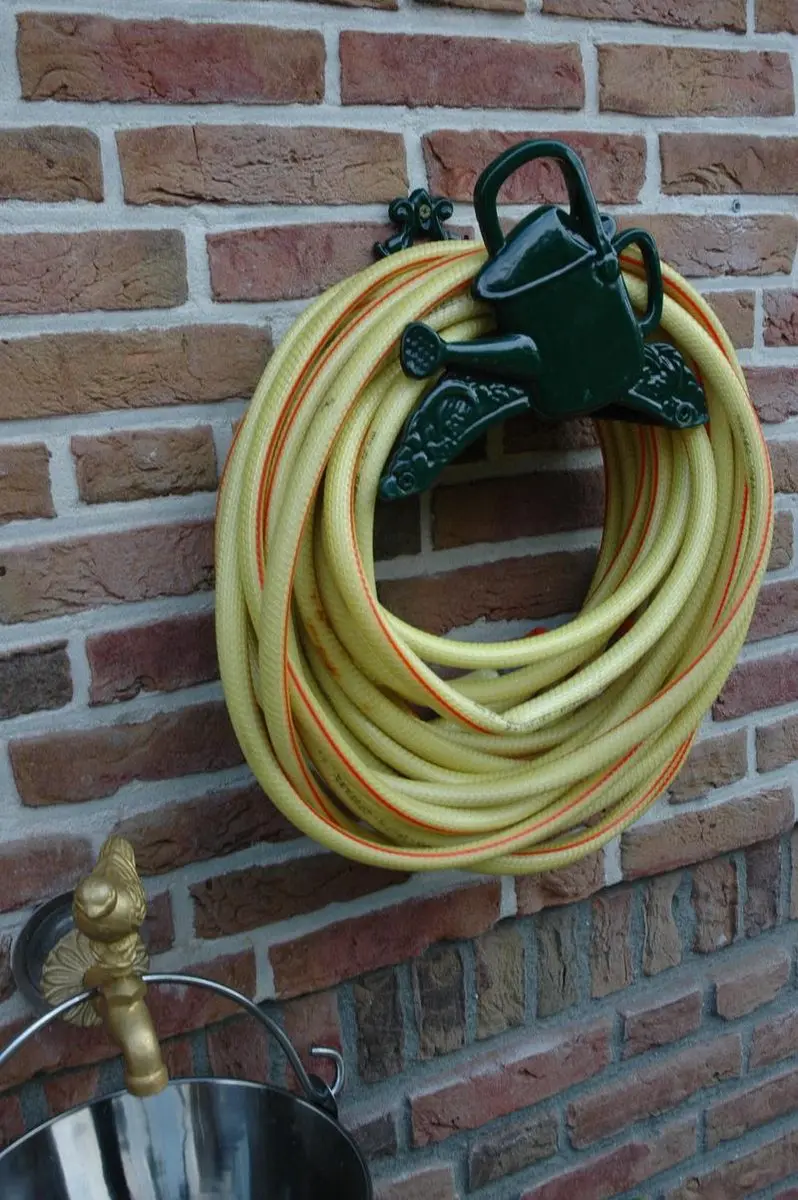 Esschert Design Tuinslanghouder Gieter Groen - 15m - afbeelding 3 van 5