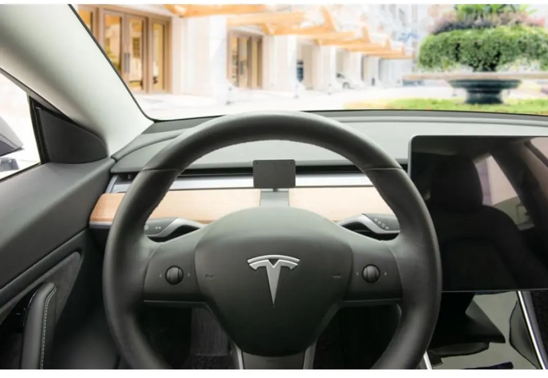 Brodit ProClip Center Mount Tesla Model 3/Y