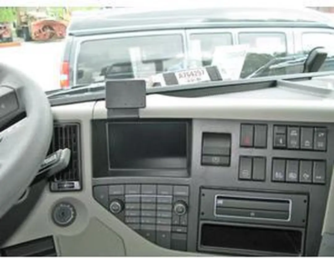 Brodit ProClip 855004 Volvo FM Center Mount