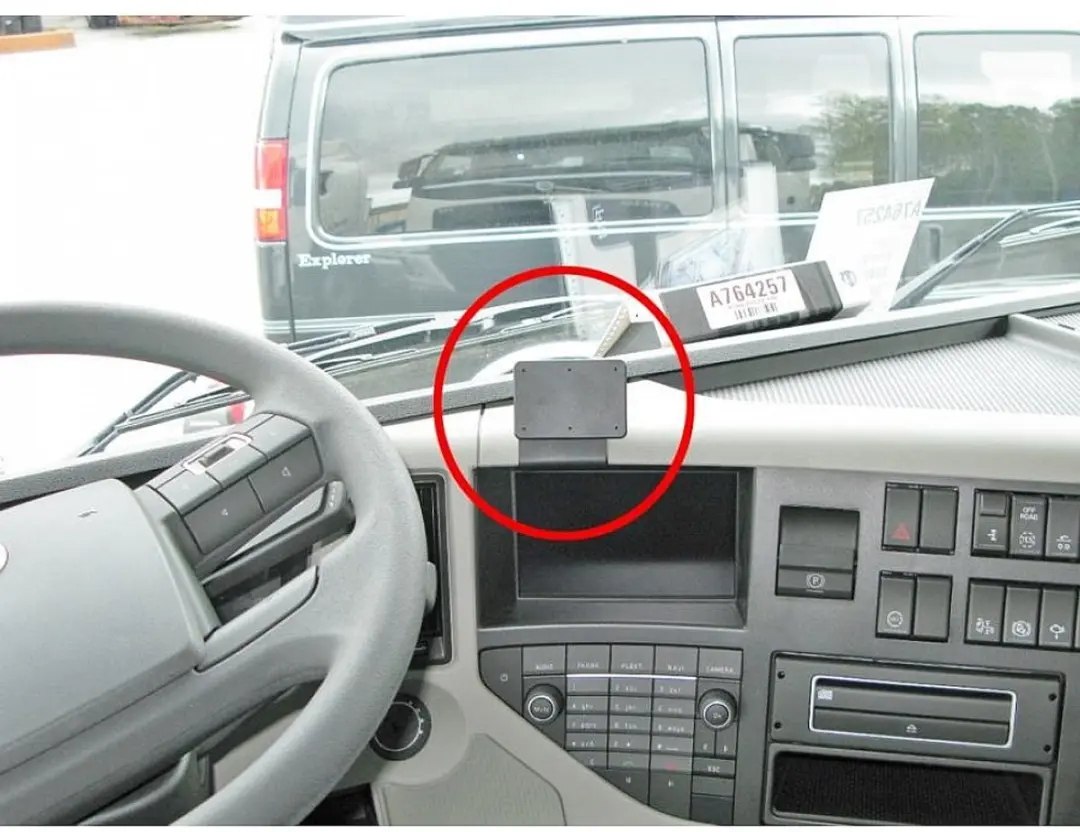 Brodit ProClip 855004 Volvo FM Center Mount - Zwart