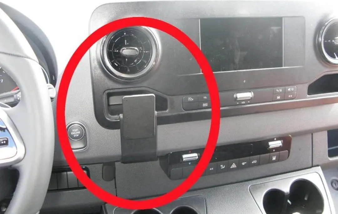 Brodit ProClip Center Mount Mercedes Sprinter 2019