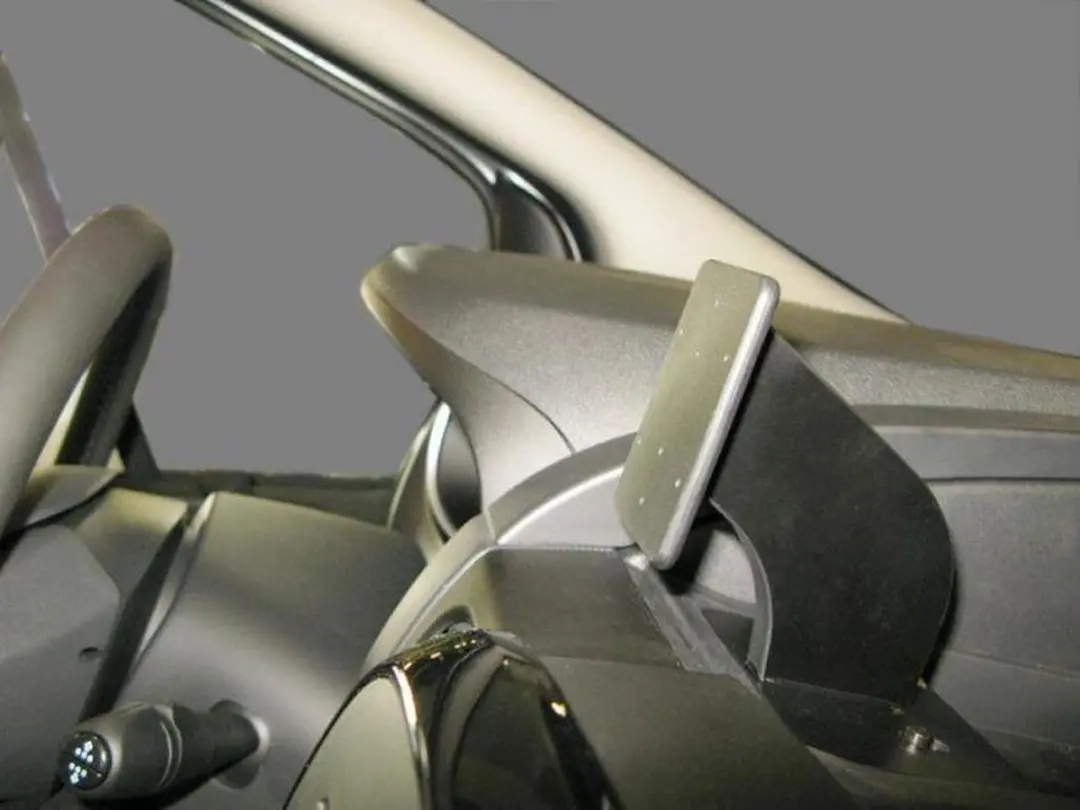 Brodit ProClip 855072 Opel Vivaro/Renault Trafic 2015-2020 - Zwart - afbeelding 6 van 6