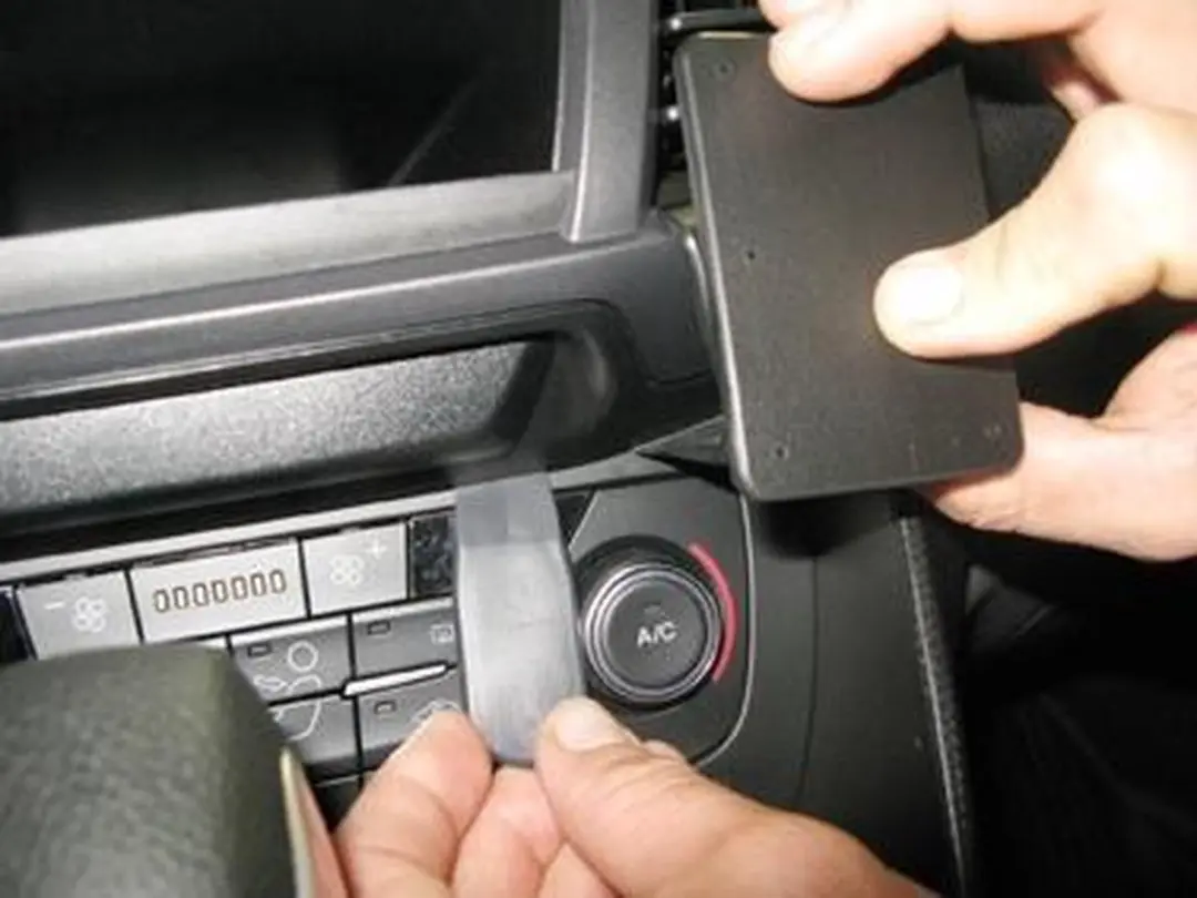 Brodit ProClip 855451 Telefoonhouder - Ford Transit Connect/Tourneo 2019-2023 - Zwart