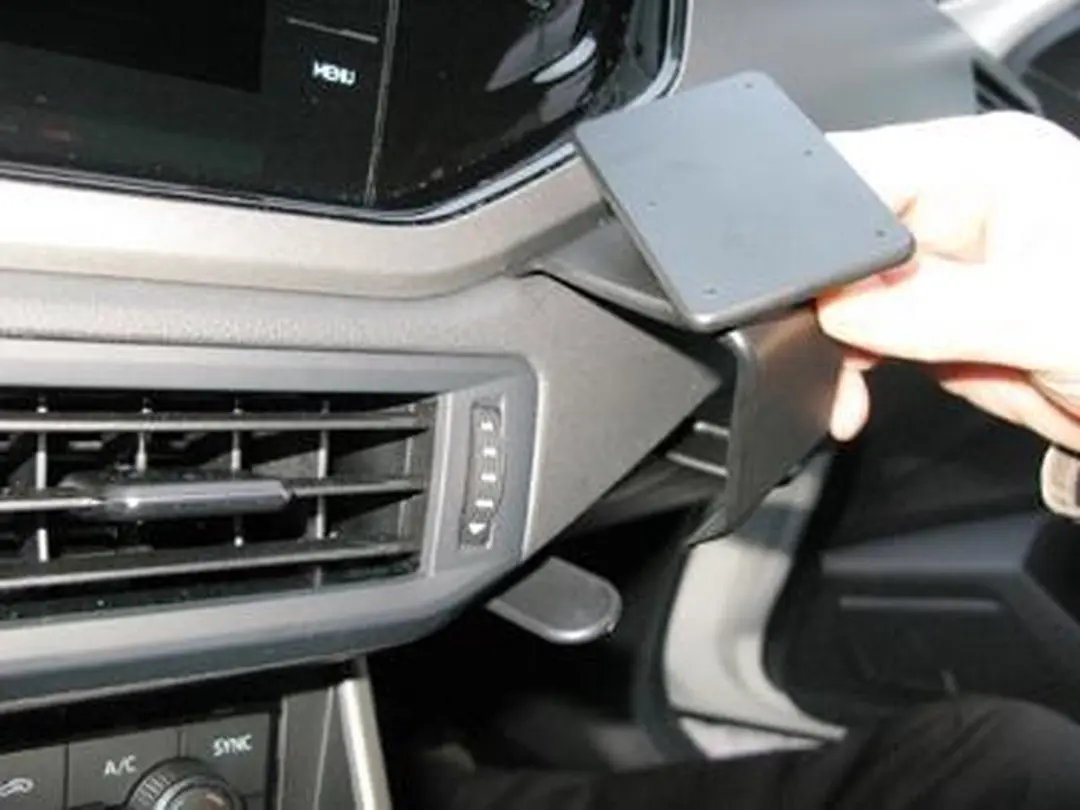 Brodit ProClip Center Mount Houder - Volkswagen Polo 2018 - Zwart