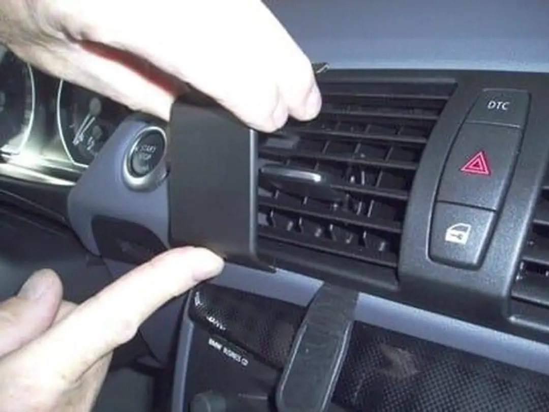 Brodit Center Mount Houder BMW 1-Serie 05-