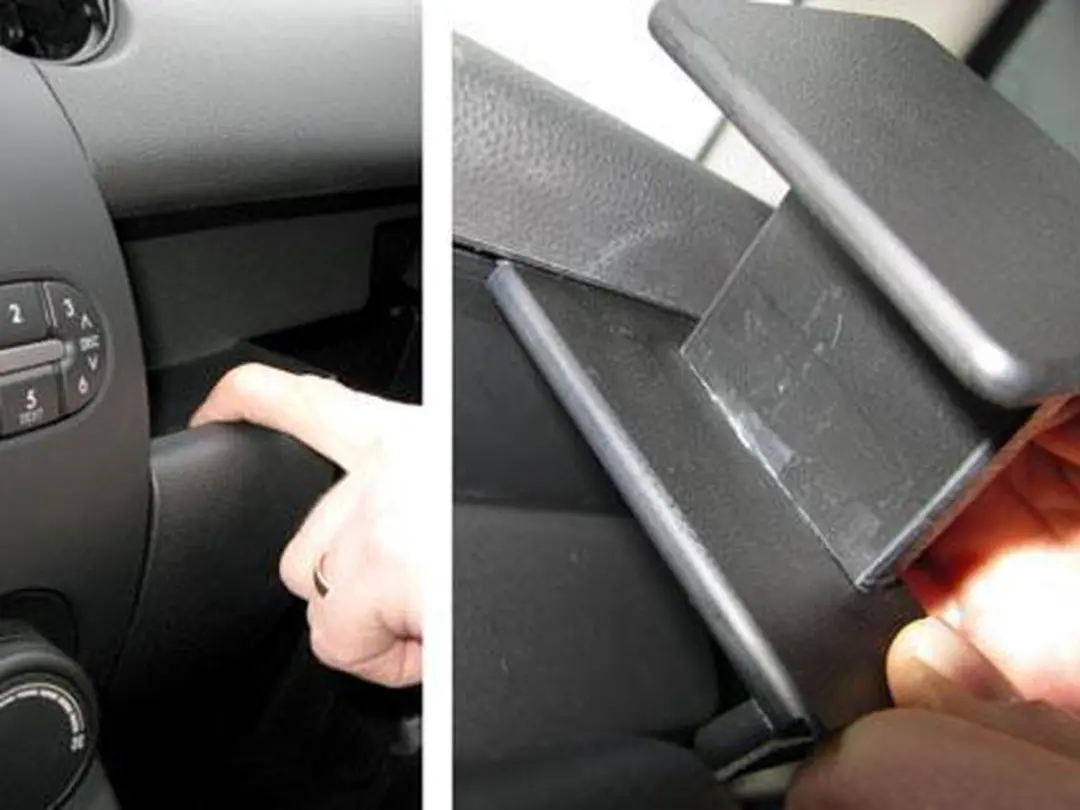 Brodit ProClip Mazda 2 2008-2010 - Zwart