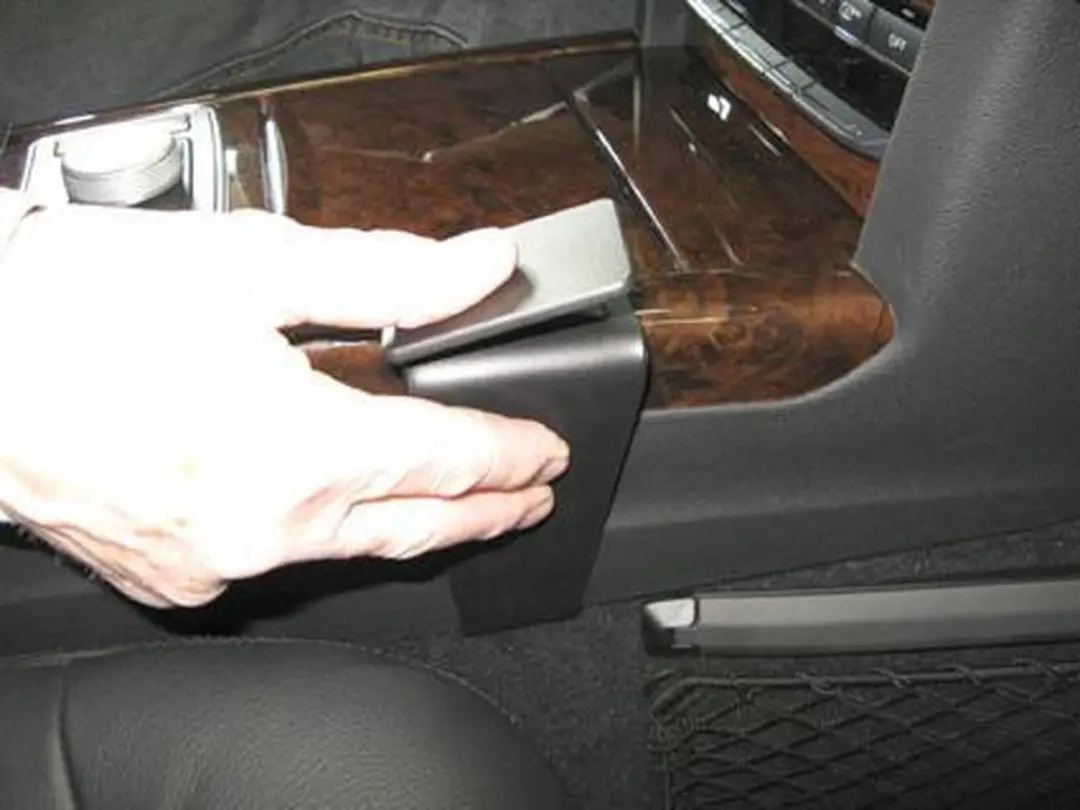 Brodit ProClip Mercedes E-Klasse Houder - Zwart