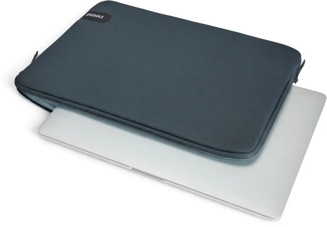 Thule Koya Sleeve MacBook Pro 16" - Dark Blue