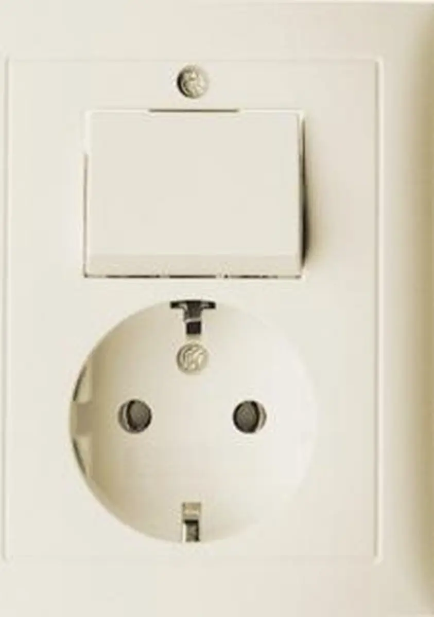 Hager Berker S1 Combinatieschakelaar Wandcontactdoos E3HAF - Crème