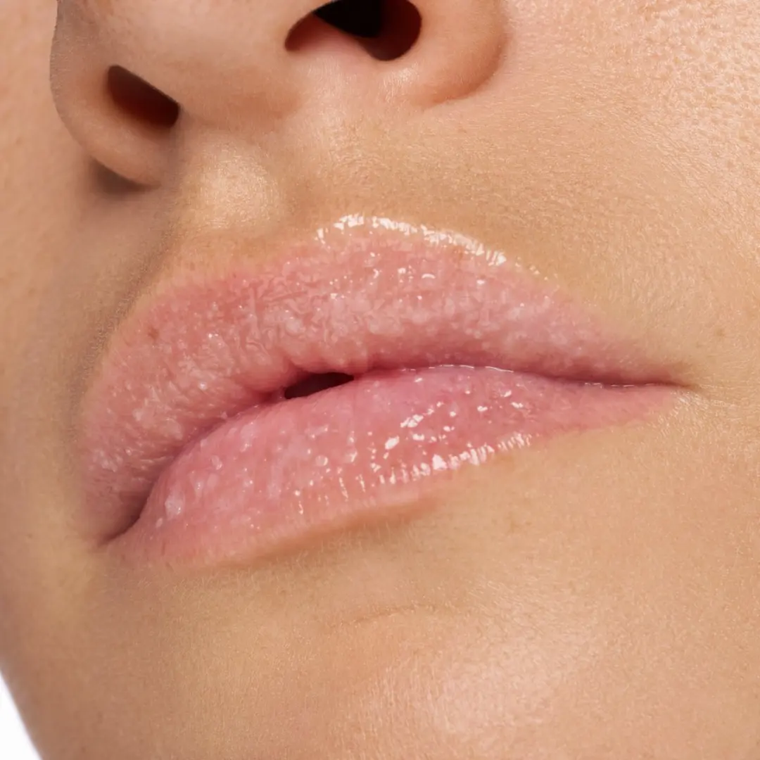 essence LIP swirl sugar scrub 01