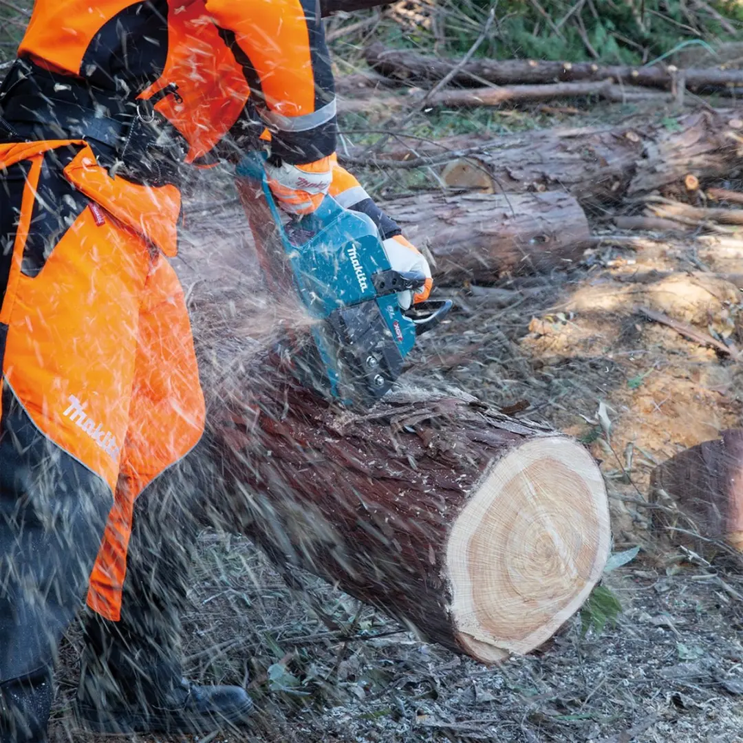 Makita UC025GT101 Accu-kettingzaag 40V - 5,0 Ah + Snellader