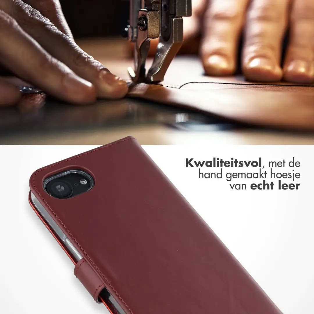 Selencia Hoesje iPhone 16/17 Bookcase - Echt Leder Donkerrood