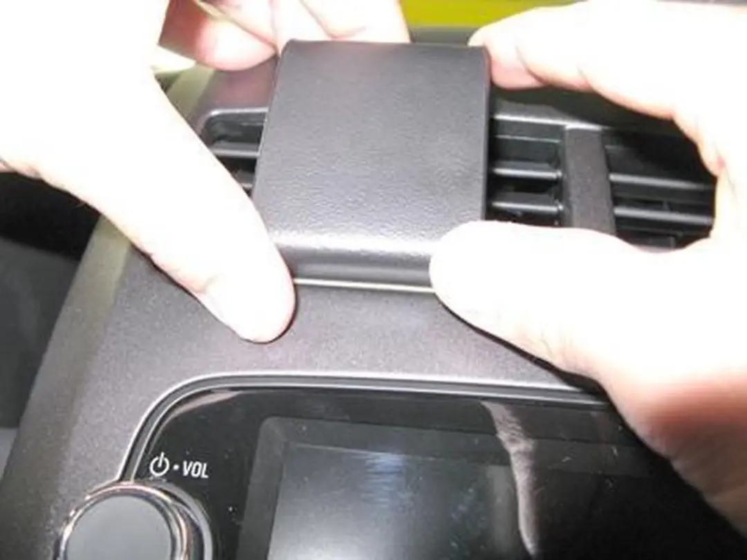 Brodit ProClip Chevrolet Aveo 12 - Zwart