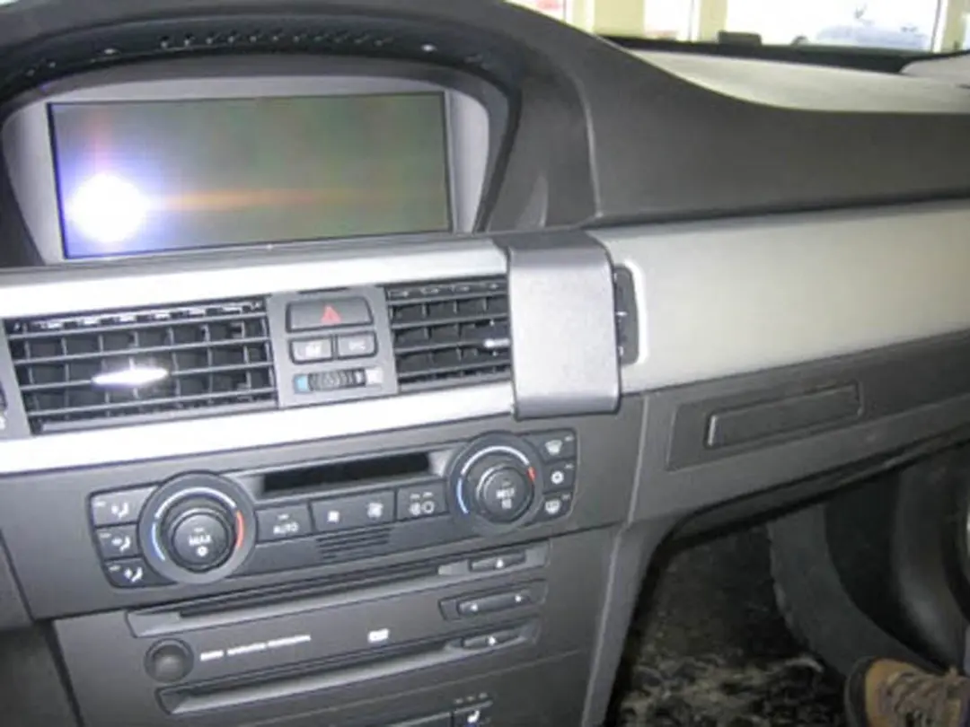 Brodit Angled Mount BMW 3-serie E90 2005+