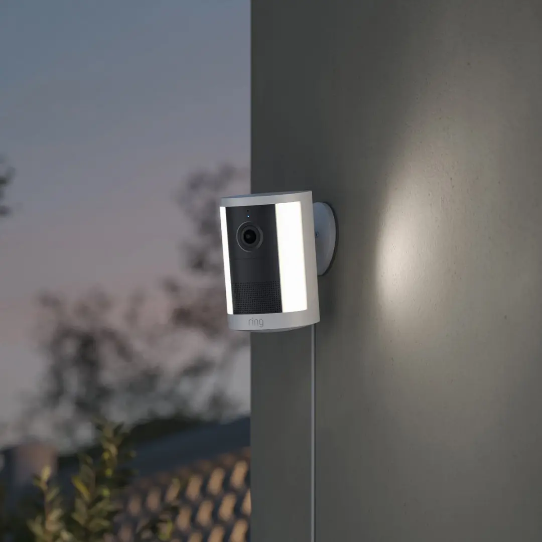 Ring Spotlight Cam 2e generatie - Wit - 2K Video - afbeelding 2 van 6