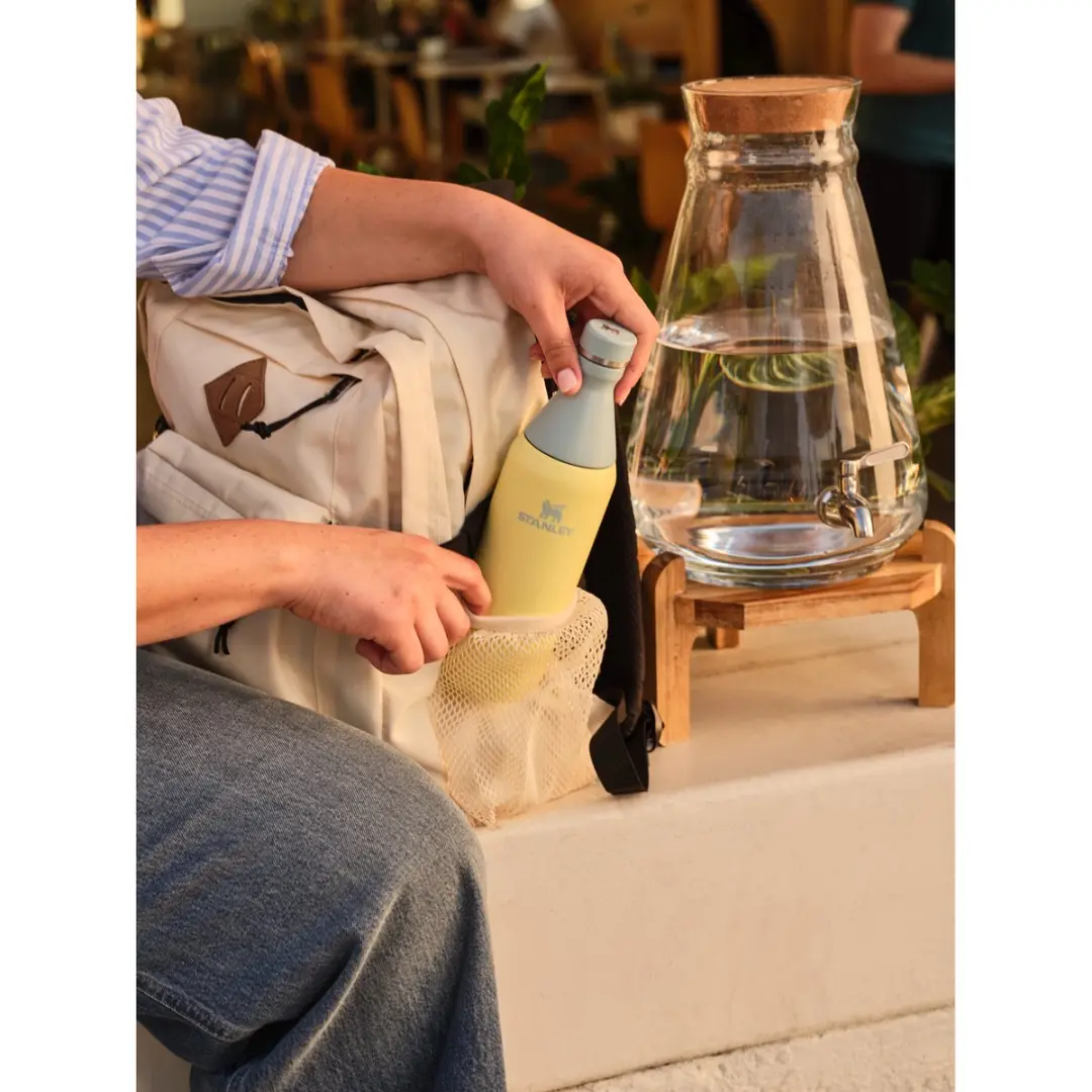 Stanley All Day Slim Bottle 0,59L - Pomelo Gloss