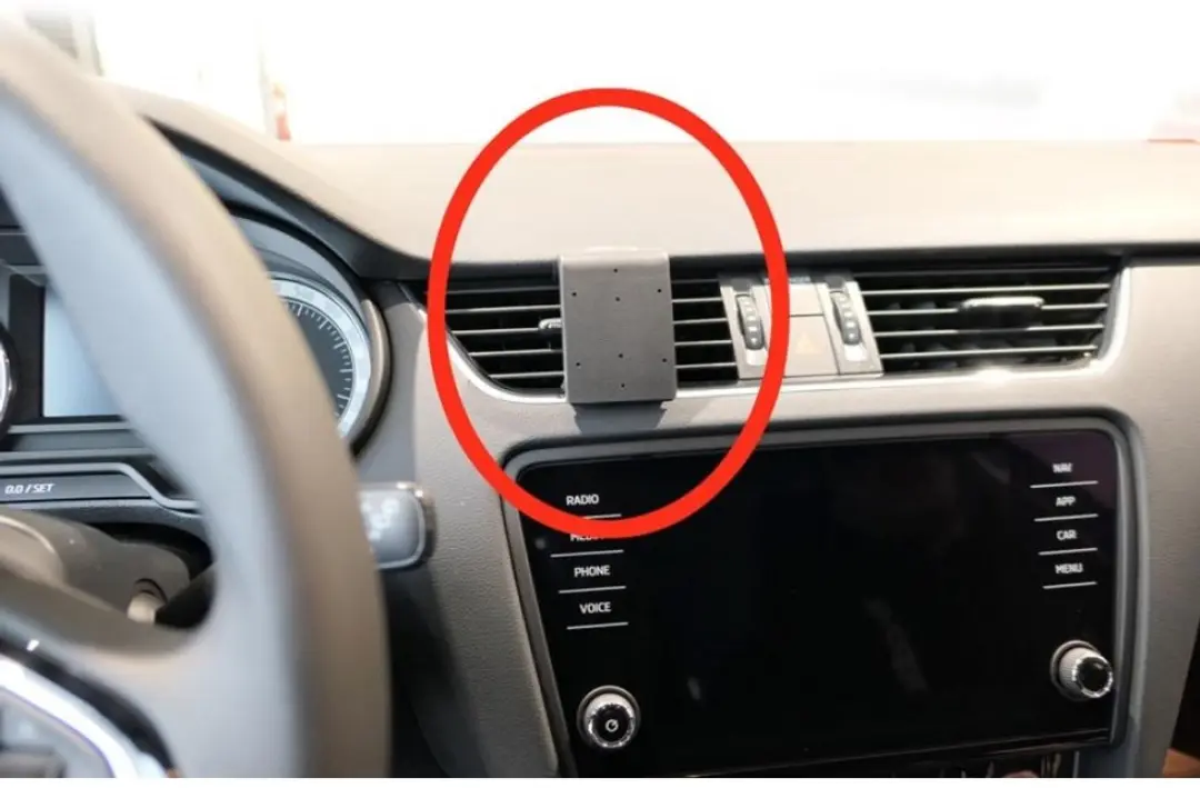 Brodit ProClip 855485 Skoda Octavia III Center Mount Houder