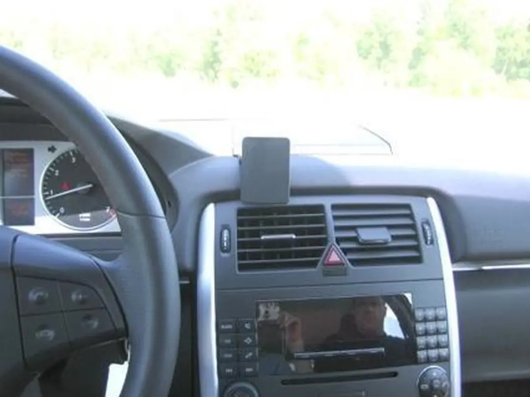 Brodit ProClip 853660 Mercedes B-Klasse 2005-2011 Center Mount Houder