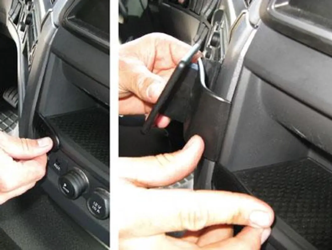 Brodit ProClip Volvo Houder 854217 - Zwart