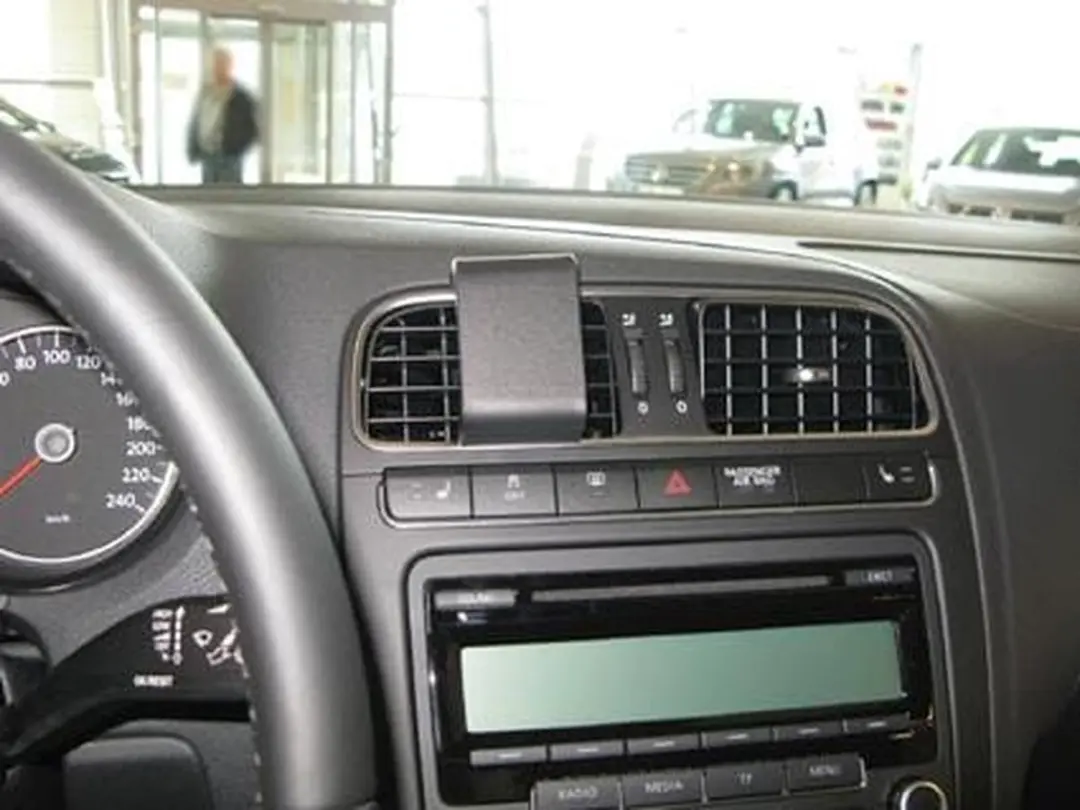 Brodit ProClip VW Polo 10-17 Center Mount