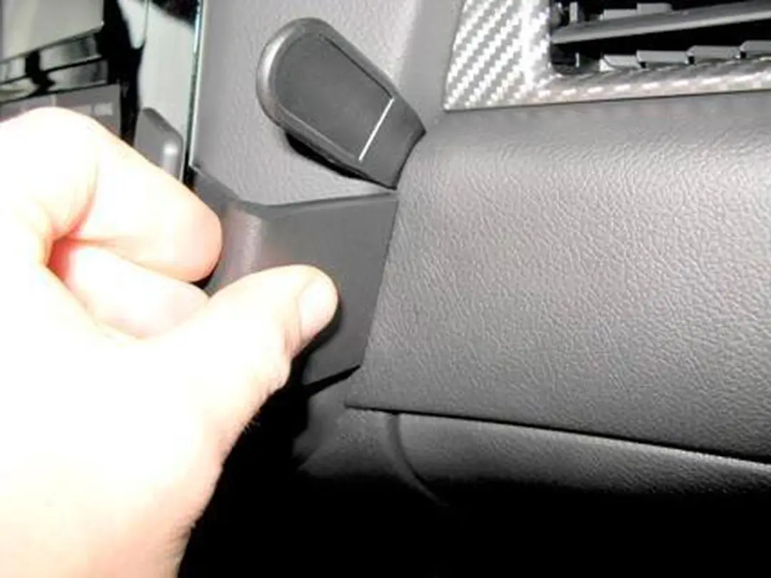 Brodit ProClip Mitsubishi Outlander 13-19 - Angled Mount - Zwart - afbeelding 6 van 6