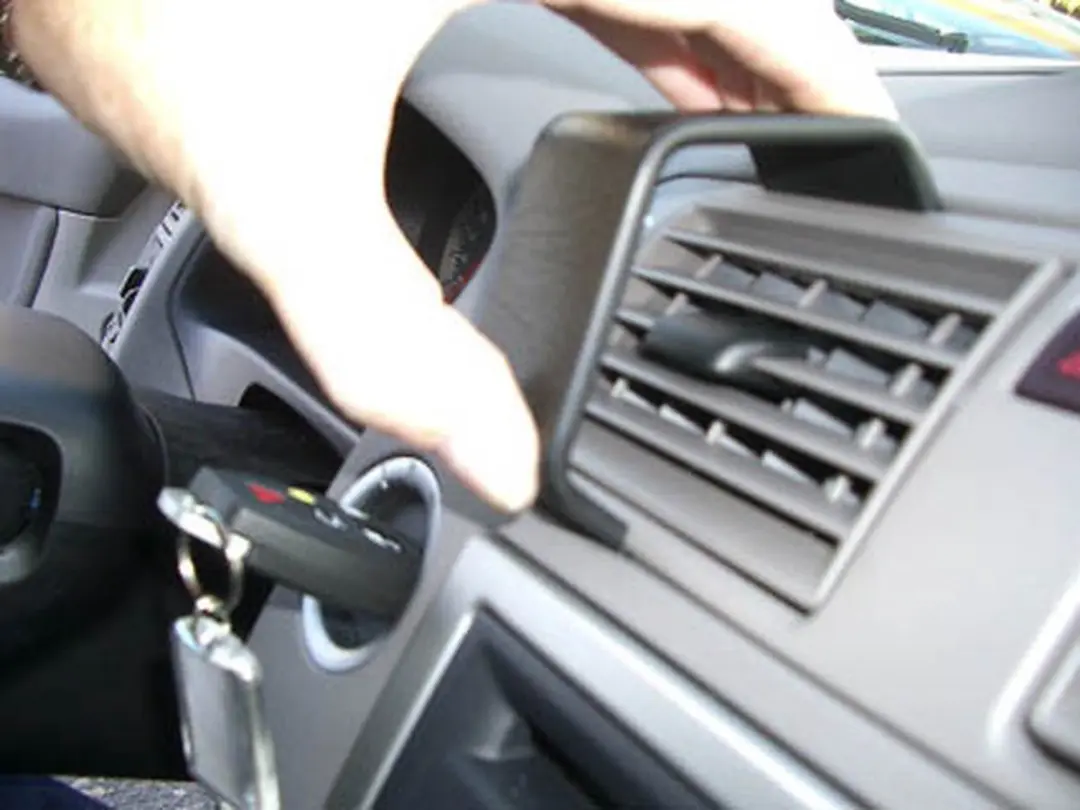 Brodit ProClip 853360 Volvo Center Mount - Zwart