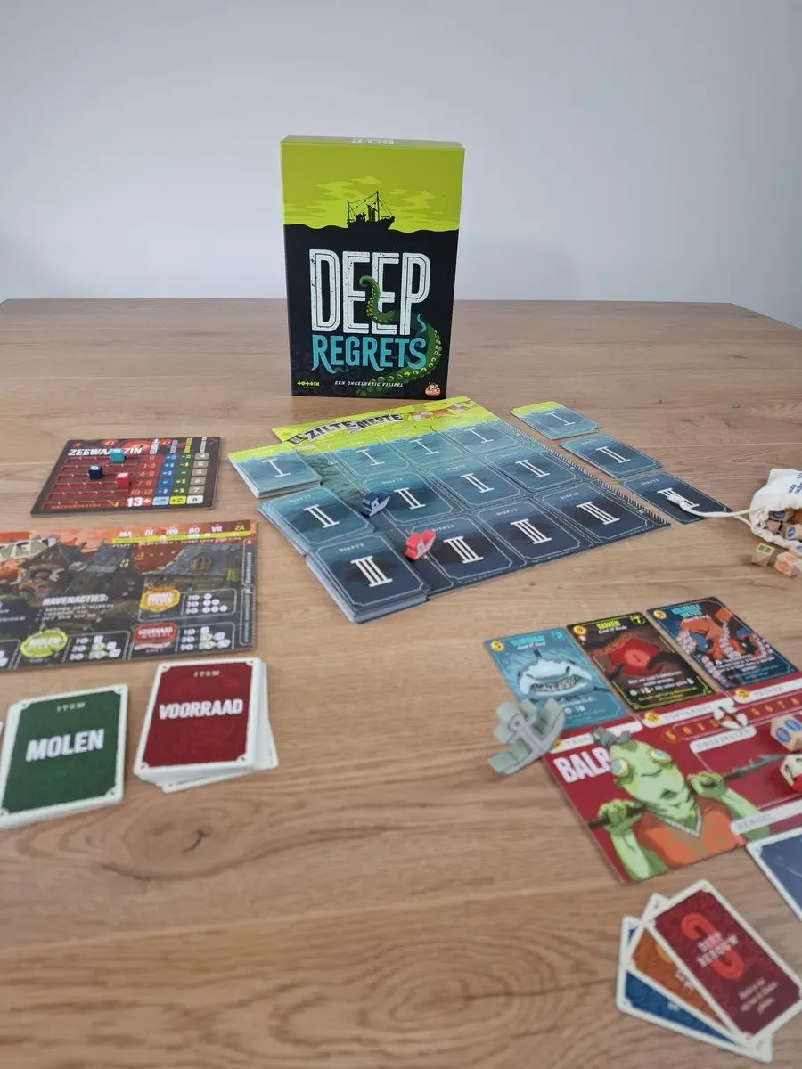 White Goblin Games Deep Regrets Horror Visspel WGG2603 - 1-5 Spelers