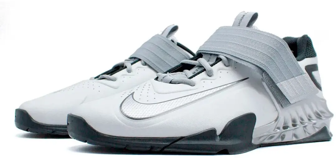Nike Savaleos Gewichthefschoenen - EU 40 - Photon Dust