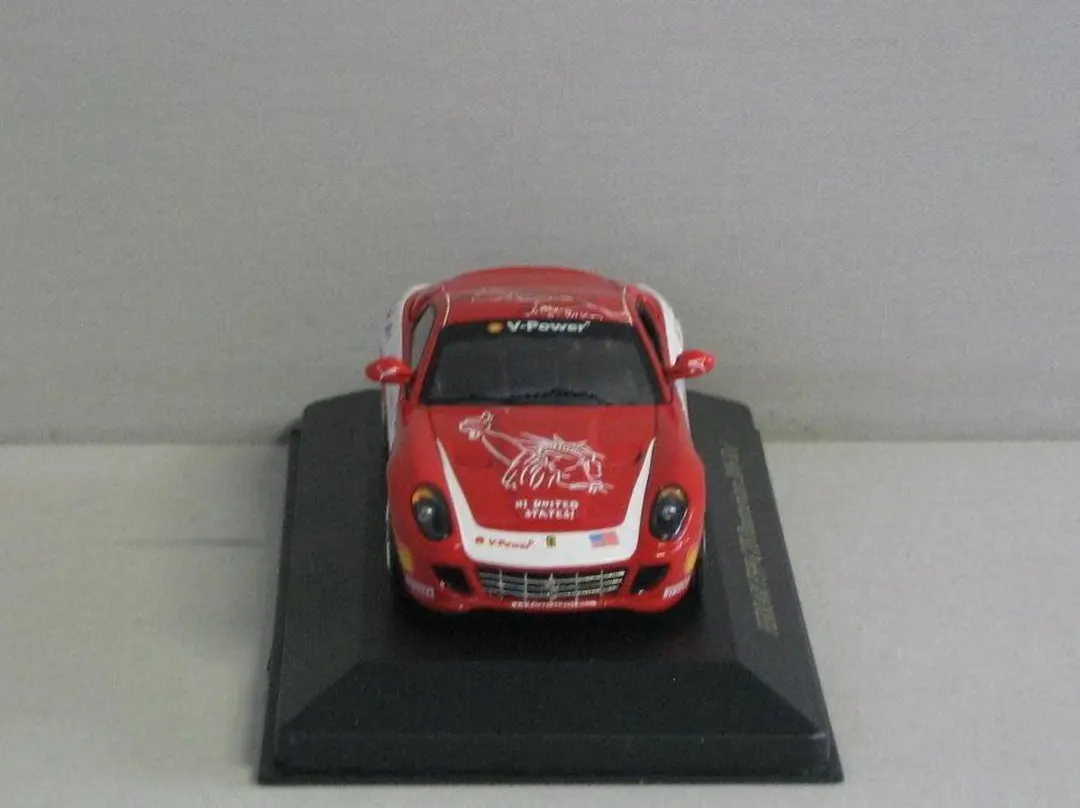Ferrari F599 GTB Panamerican 2006 IXO Models - 1:43 - Rood/Wit