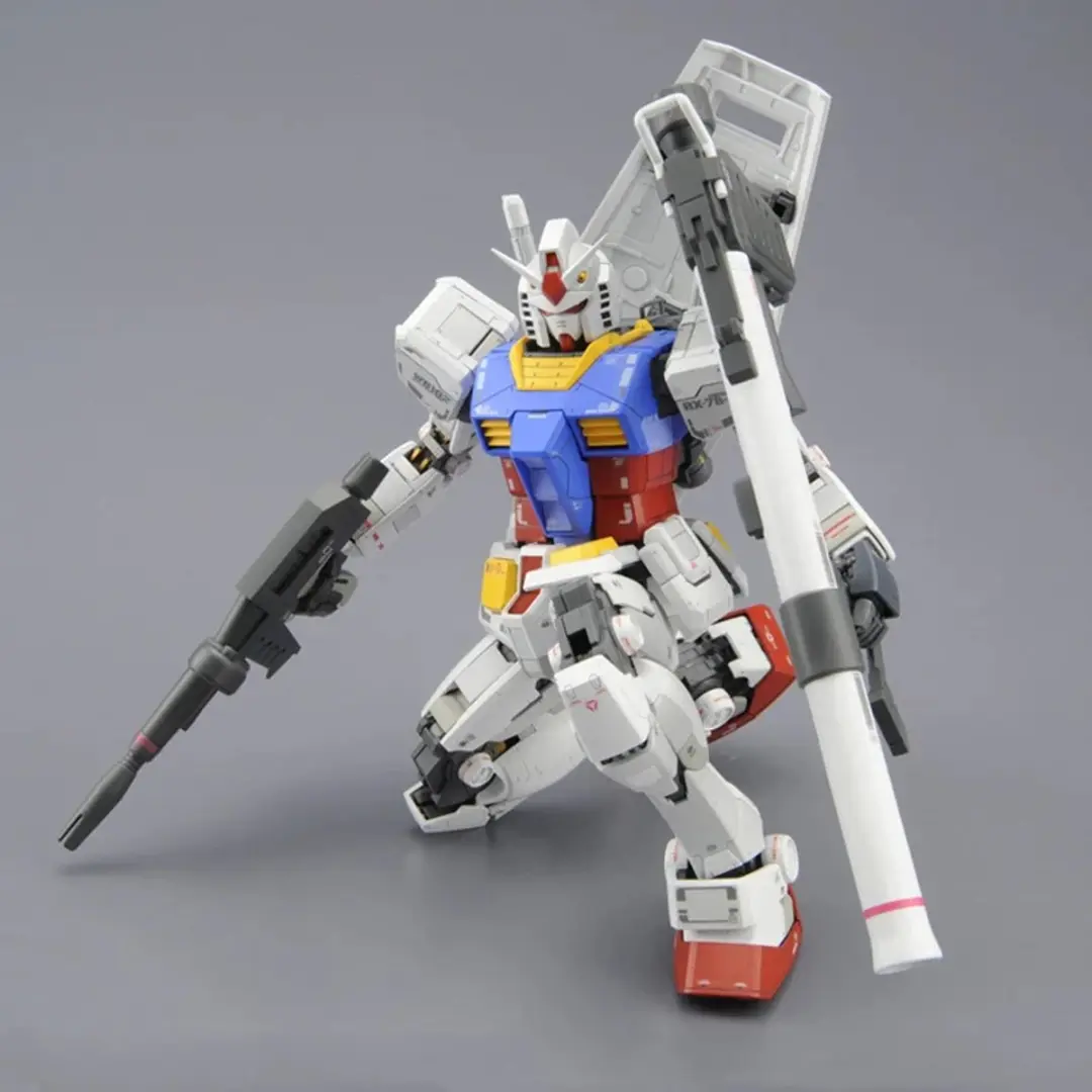 Bandai Namco 1/100 MG RX-78-2 Gundam Ver.3.0 - Multi Color