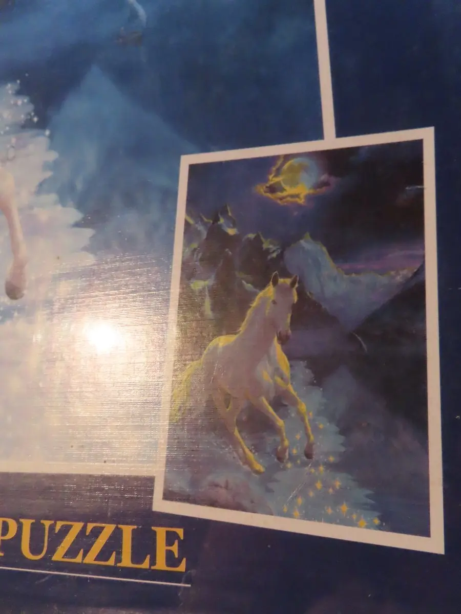 Clementoni The White Stallion Legpuzzel 1000 Stuks - Fluorescent