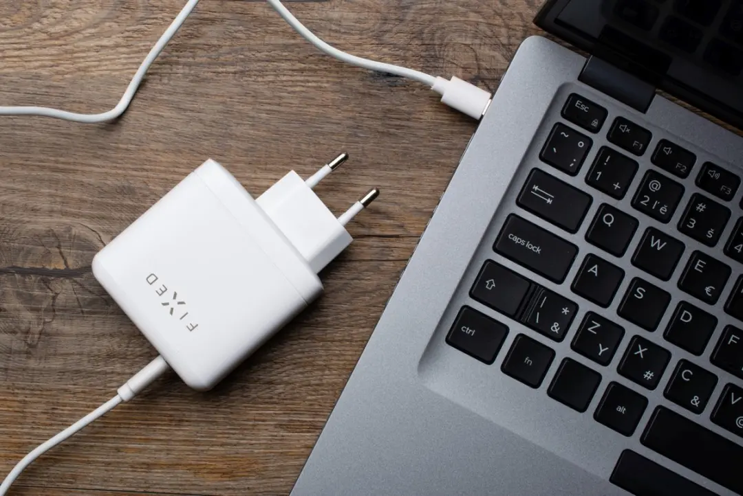 Fixed FIXC45-C2U-WH 45W USB-C Lader - 3 Outputs - Wit