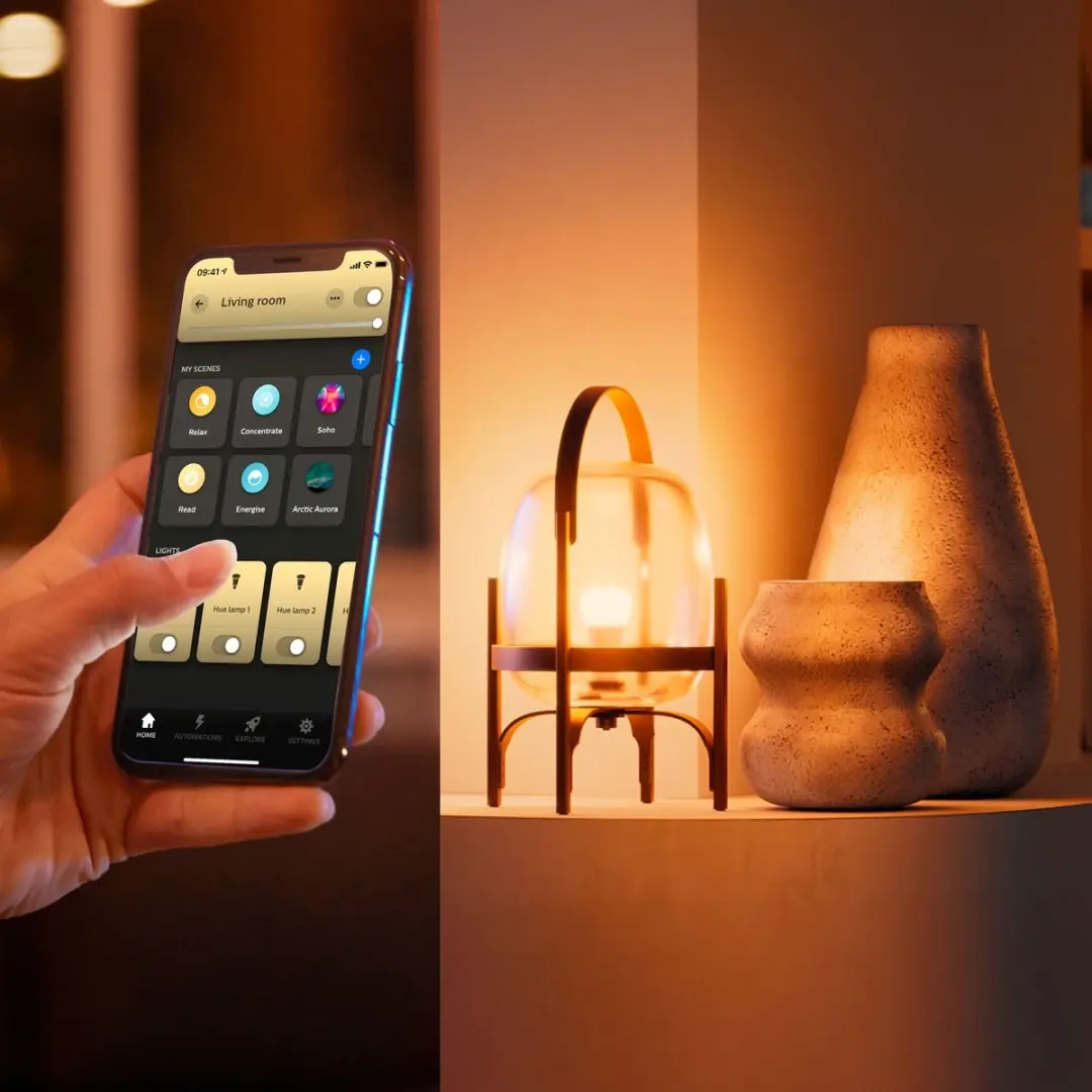 Philips Hue Starterspakket E27 - 4 Lampen Warmwit - Bridge Pro - Zwart - afbeelding 6 van 6