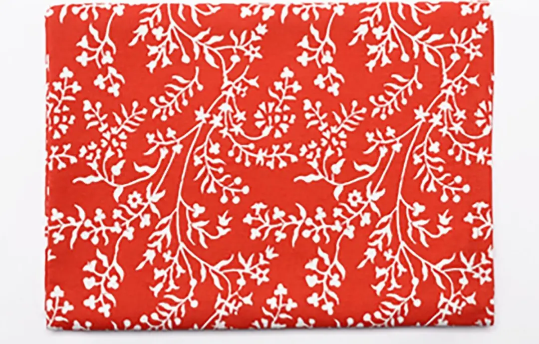 Tint Tafellaken 150x250cm Printed Flowers