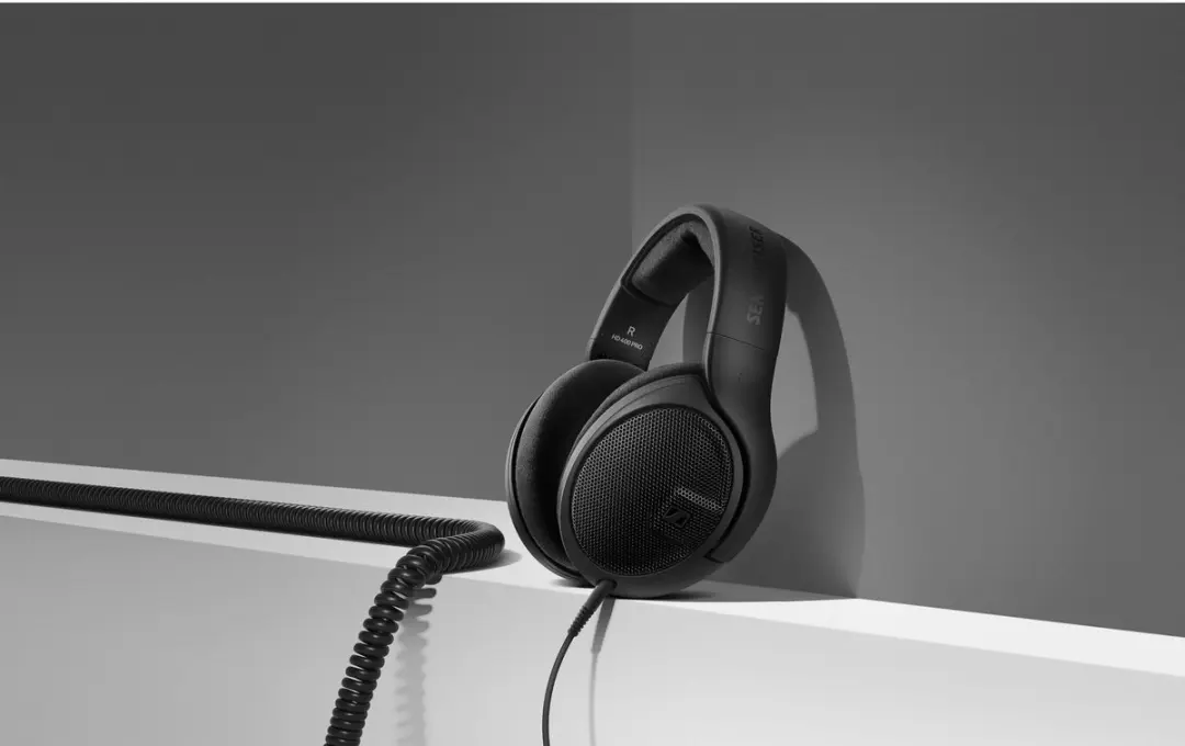 Sennheiser HD 400 Pro Koptelefoon - Zwart