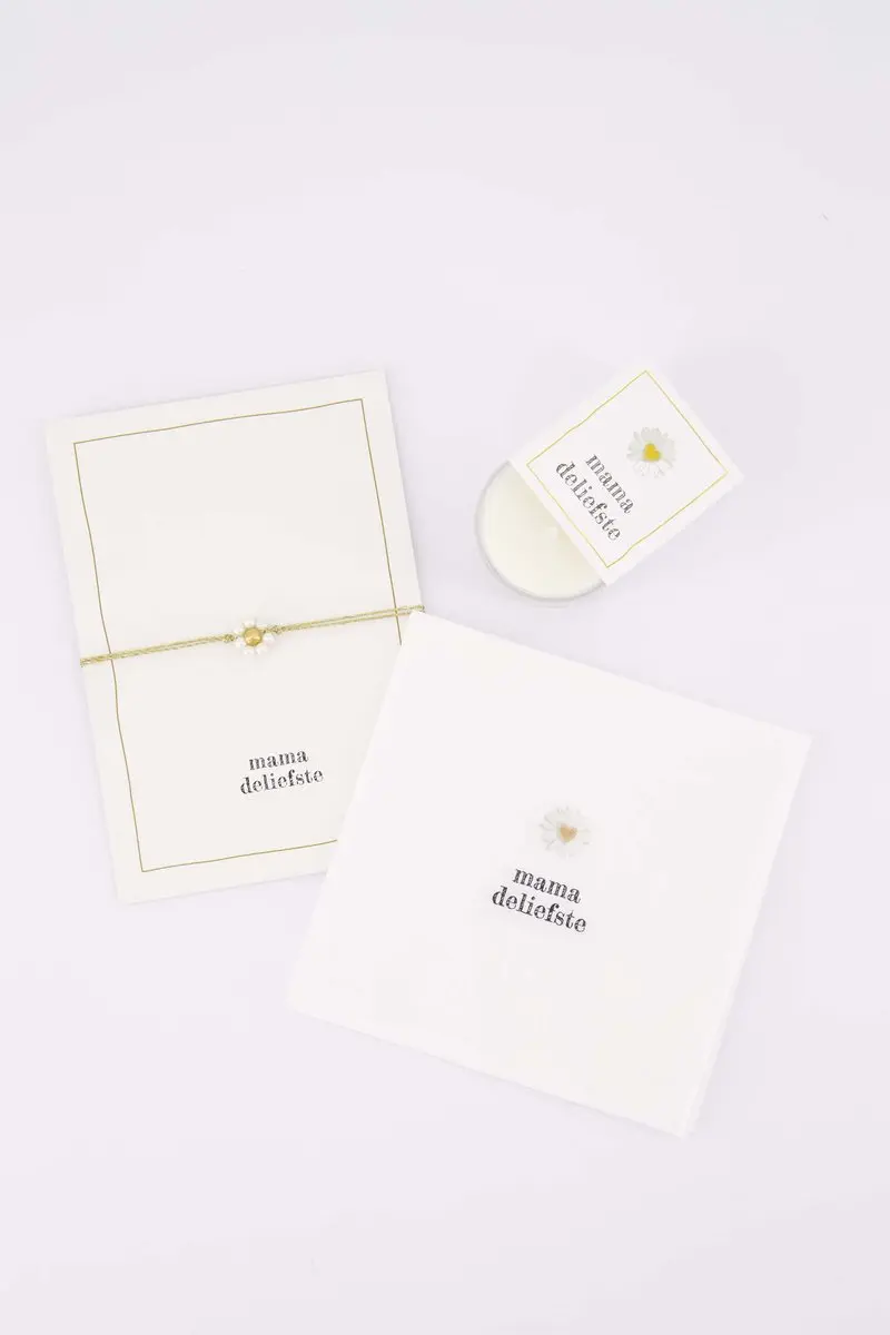 Zusss Cadeauset Armbandje Koffiemok Geurkaars