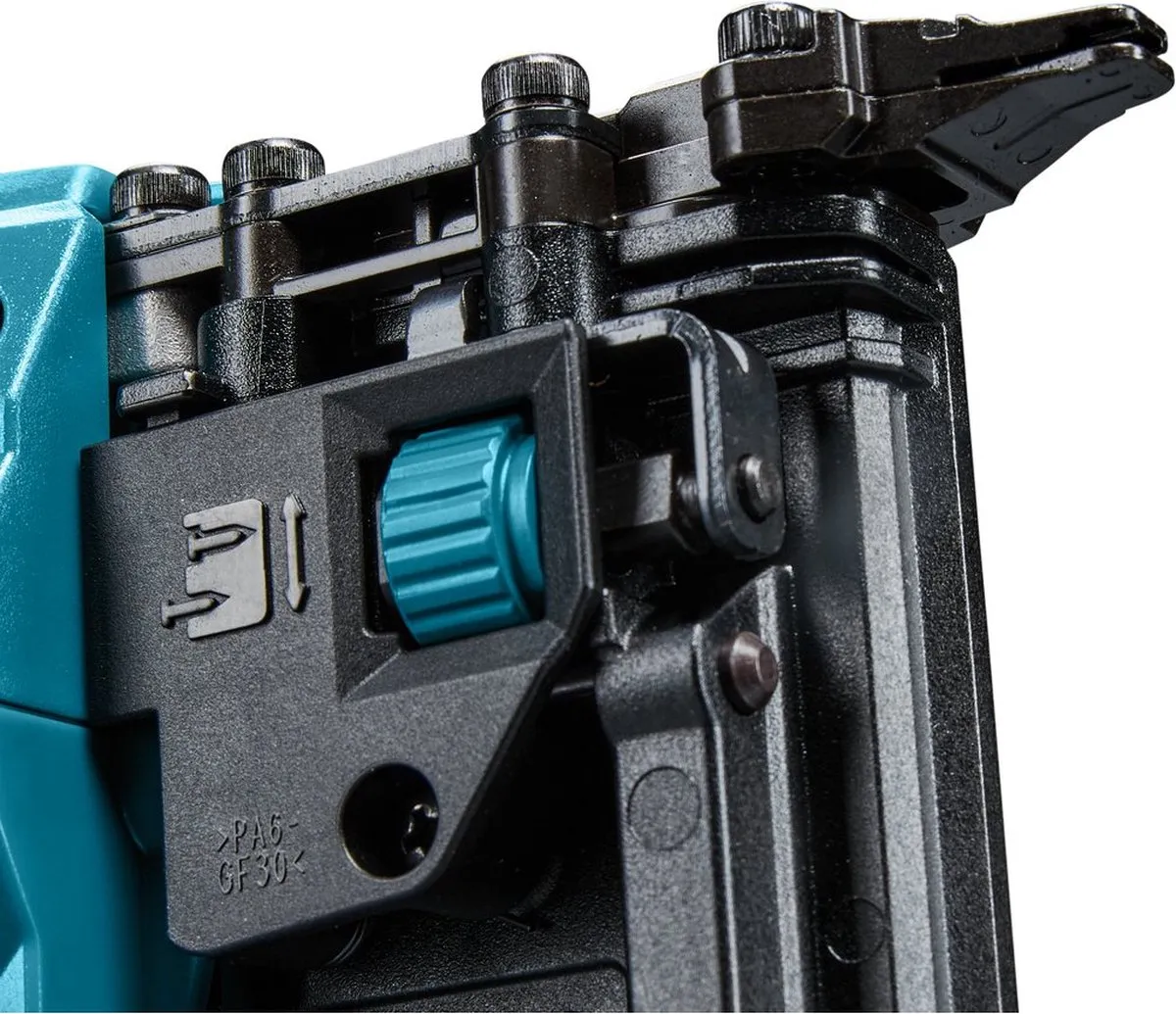 Makita FN001GA202 Accu Afwerktacker 18Ga XGT 40V Max - 2 Stuks