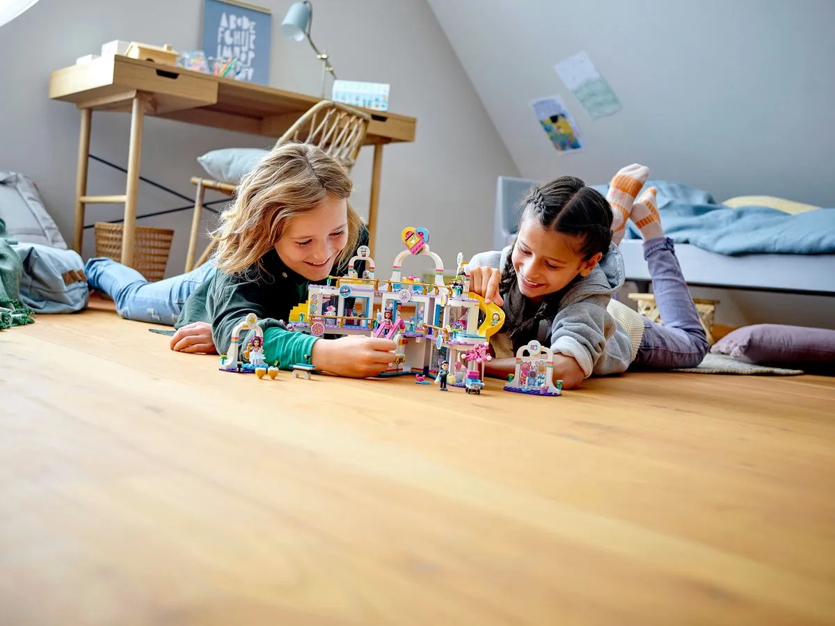 LEGO Friends Heartlake City Winkelcentrum 41450 - 4 Minifiguren