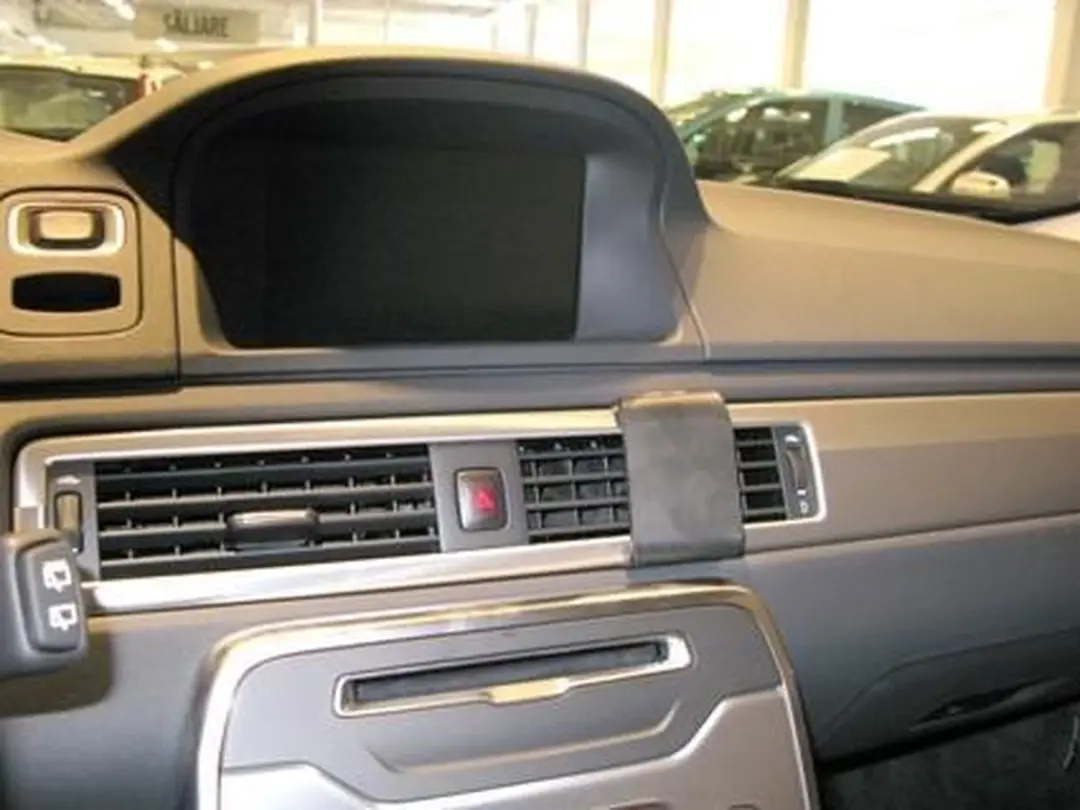 Brodit ProClip Angled Mount Volvo S80/V70 II/XC70 2012-2016 - Zwart