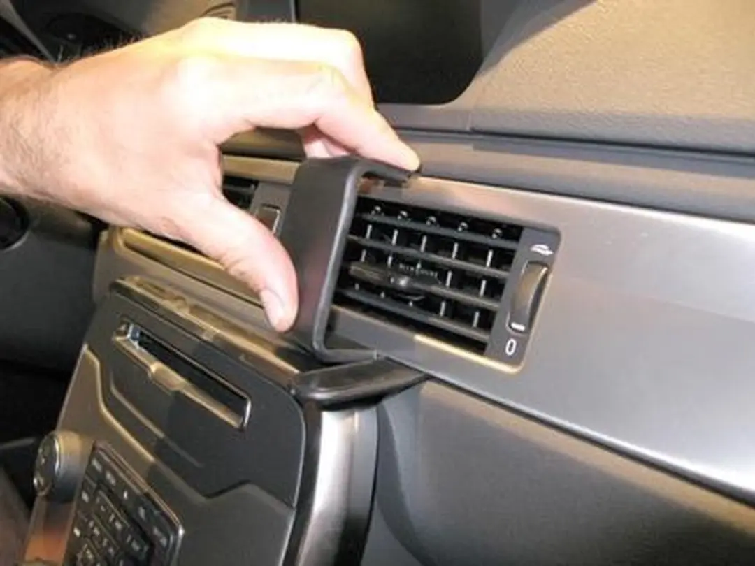 Brodit ProClip Angled Mount Volvo S80/V70 II/XC70 2012-2016 - Zwart